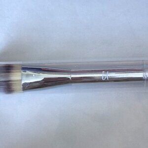 IT Cosmetics Heavenly Luxe piush paddle foundation brush $48 MSRP NEW
